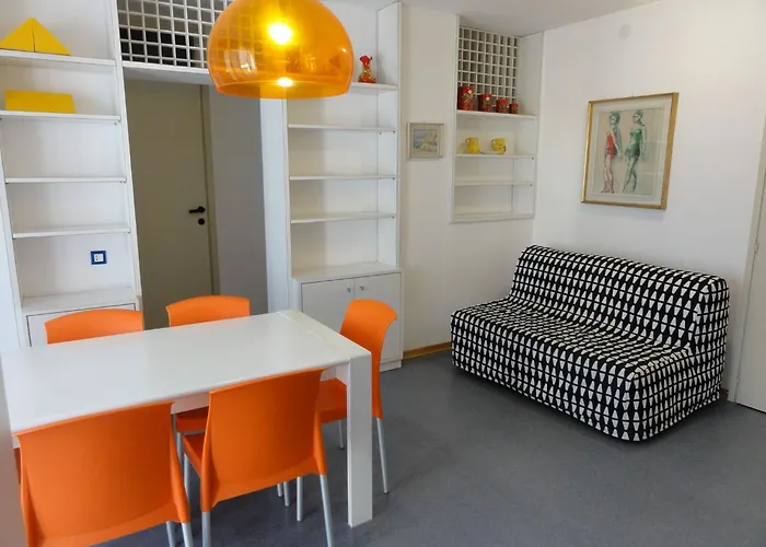 Appartement In Seafront With Terrace *